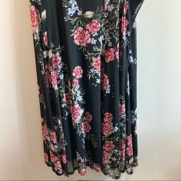 TORRID Sz 3 Floral Mesh Overlay Fully Lined Sleeveless  Midi Dress - Picture 4 of 13
